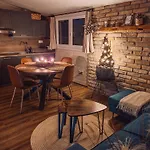 Liptovalley- Mobilne S Wellnessom Liptovská Kokava