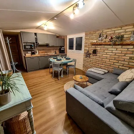 Liptovalley- Mobilné S Wellnessom *