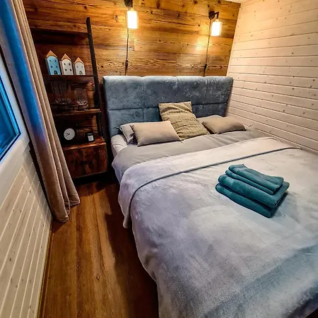 Liptovalley- Mobilne S Wellnessom Apartment
