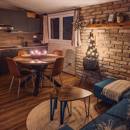 Liptovalley- Mobilne S Wellnessom Liptovska Kokava