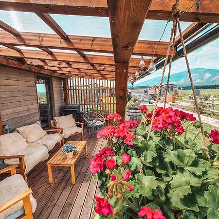 Liptovalley- Mobilne S Wellnessom Апартаменты