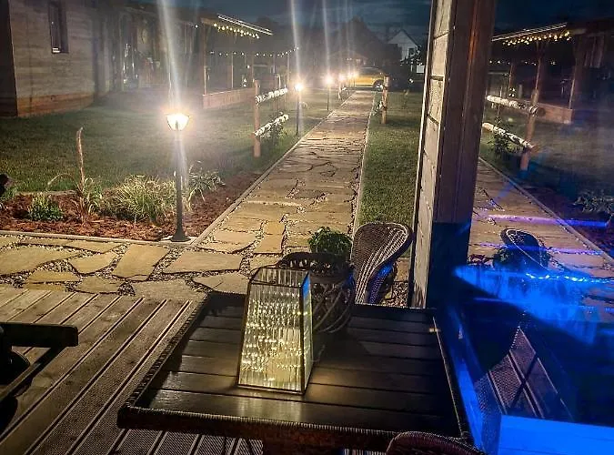 Liptovalley- Mobilne S Wellnessom * Liptovská Kokava